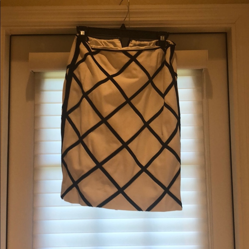 Nice skirt for work or evening cocktails